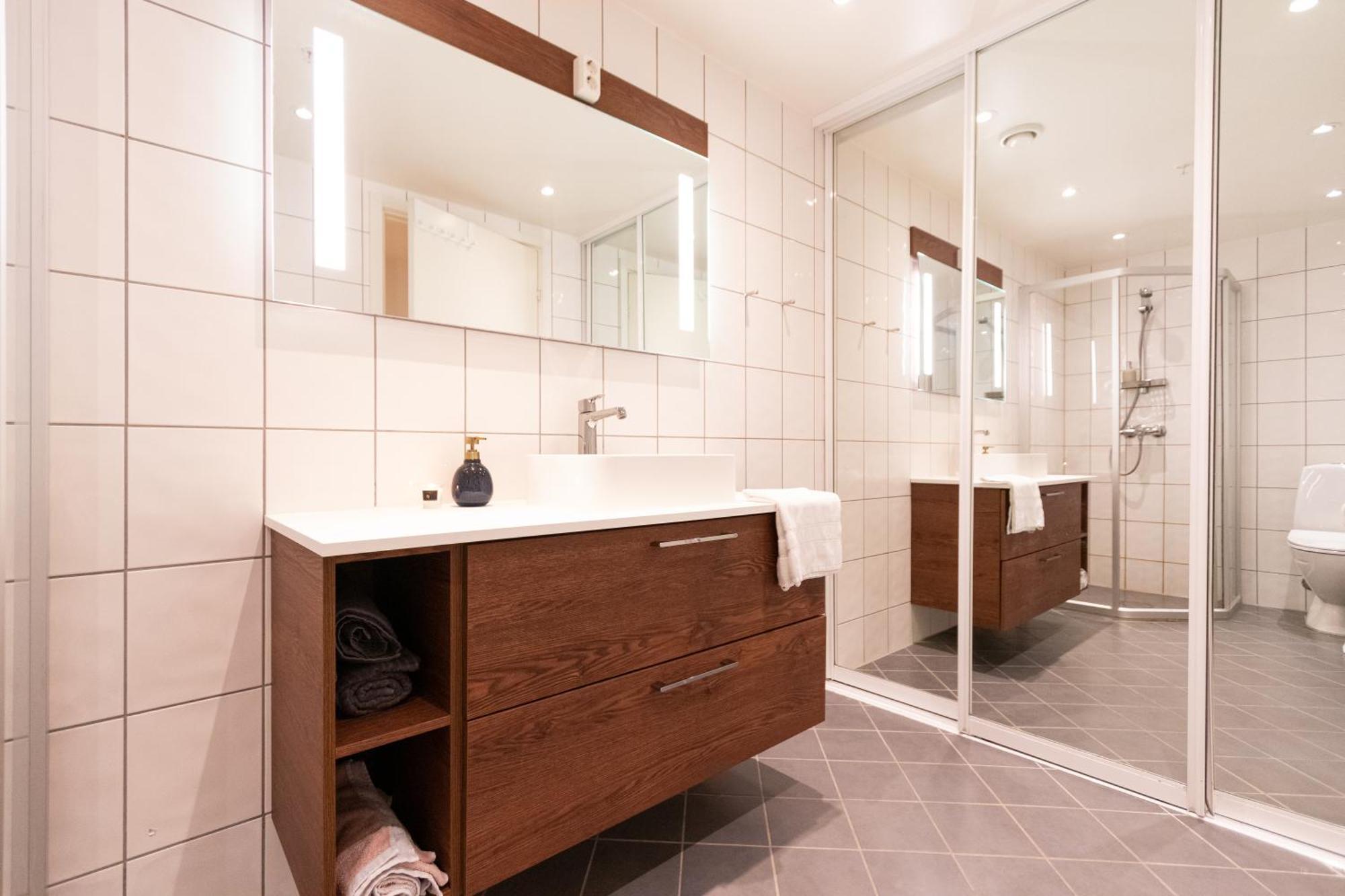 Modern Comfort In The Heart Of Bergen Exterior photo